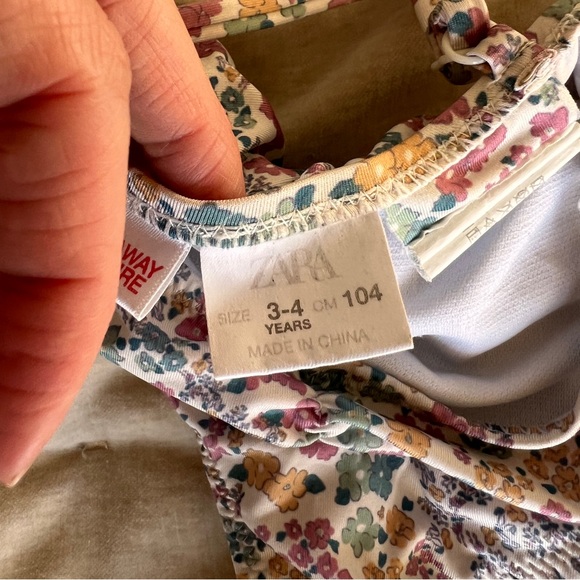 Matching Sibling Swimsuits Zara - Picture 3 of 6